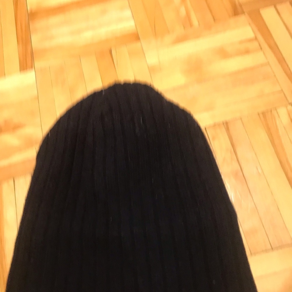 3/15$ Classic Black Knit Beanie Hat